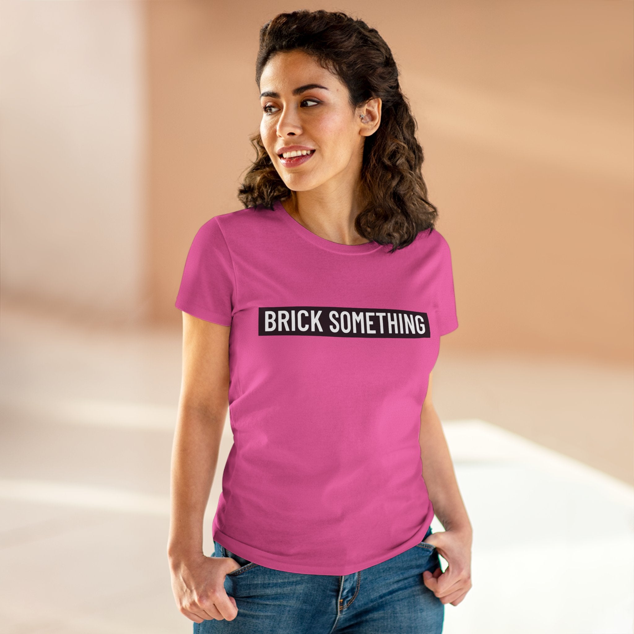 Brick Something Schriftzug T-Shirt Frauen